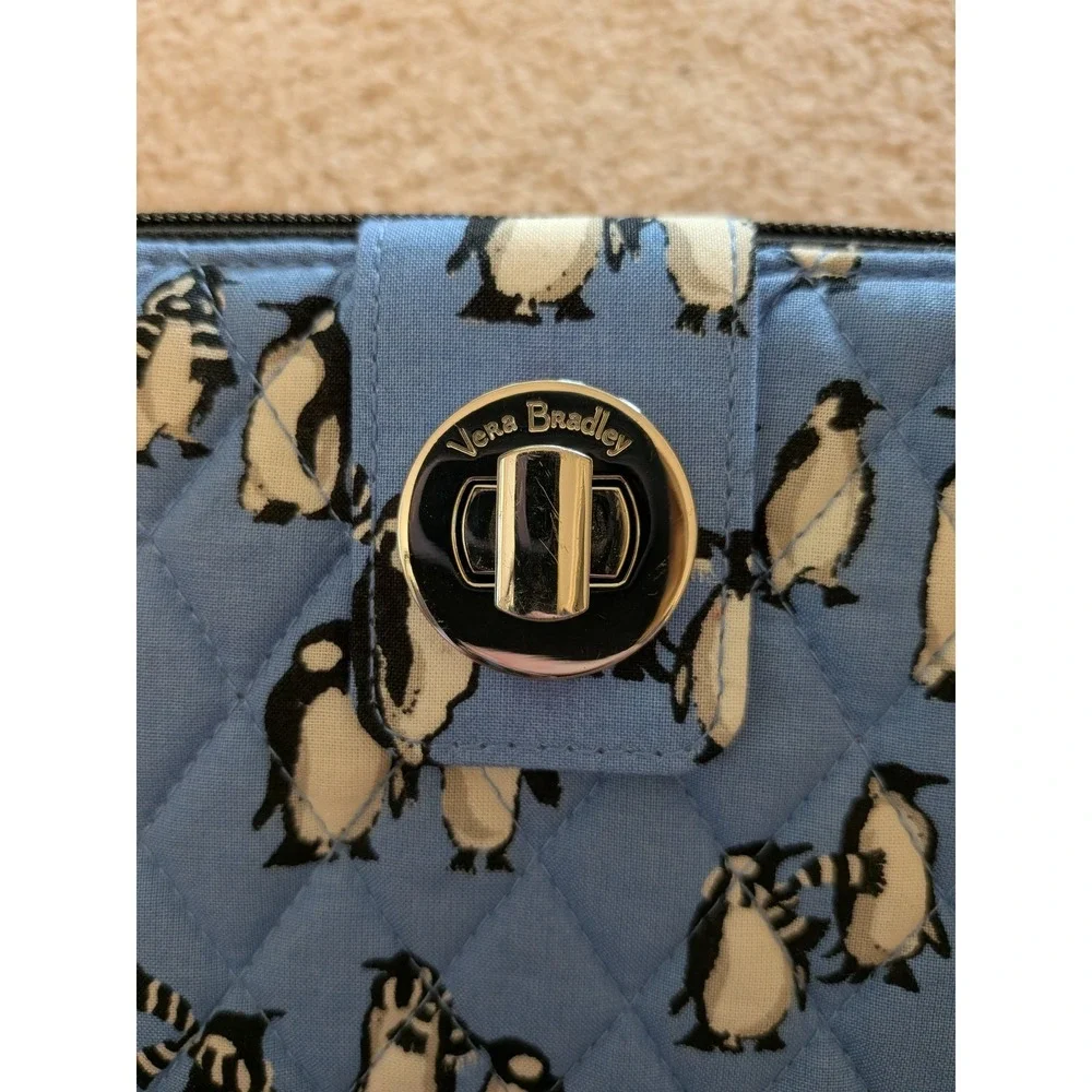 Vera Bradley Playful Penguins Blue Quilted Cotton All In One Crossbody Wallet - Picture 6 of 9